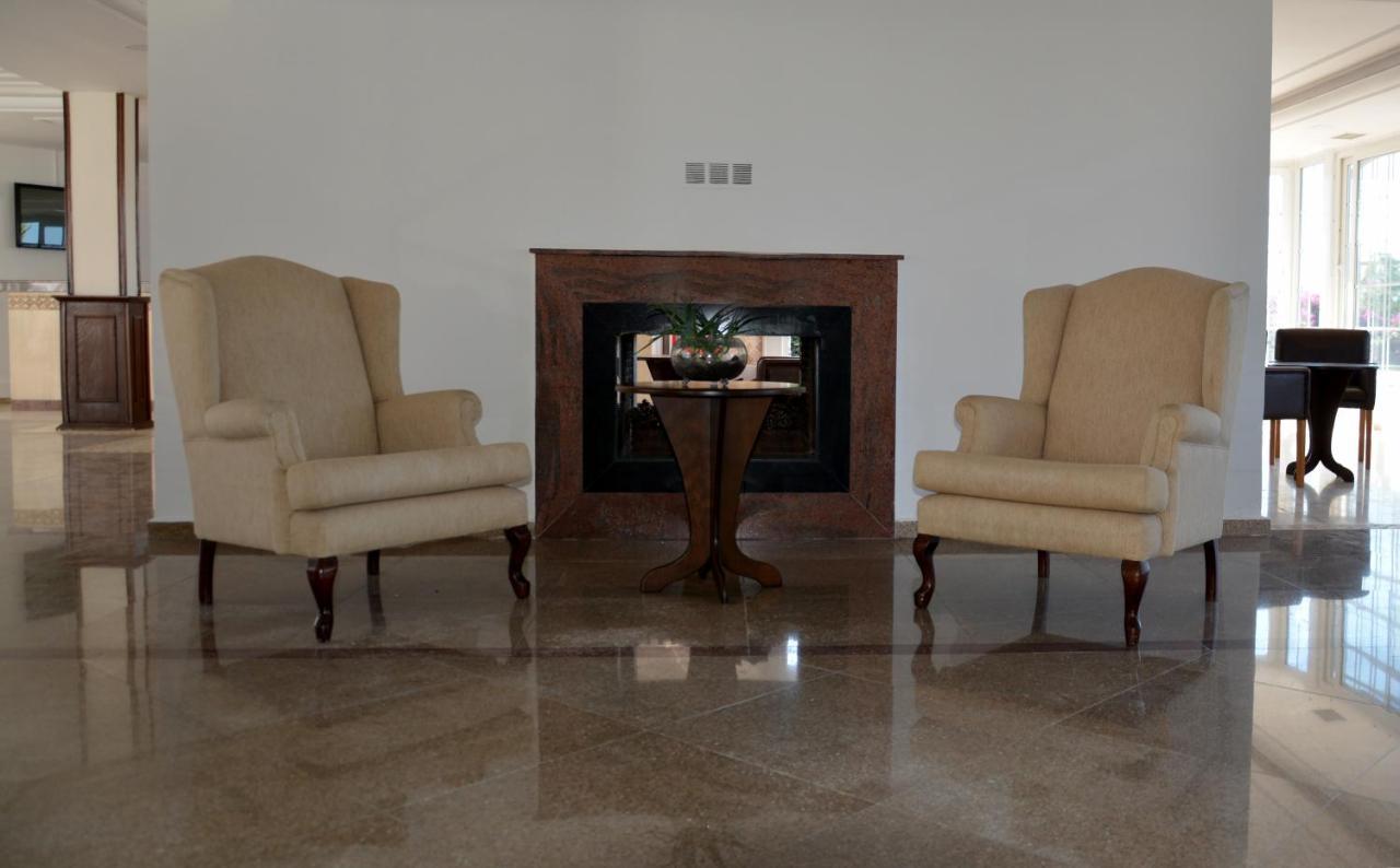 Club Lapethos Bungalow Kyrenia  Eksteriør billede